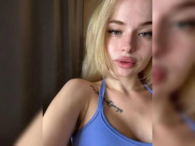 VladaMais — I am excited by self-confidence and determination, you know what you want. There is no specific type of guy, but height is from 180