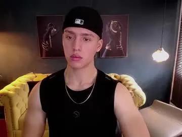 deivid_parker — Welcome, I'm Deivid, vamos a jugar, #muscle #latino #sexy  #mastubation #lovense #PrivateShow [1974 tokens remaining]