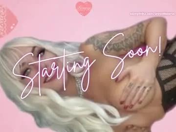 jinxy_loves — one word: squirtathon!  lets #CUM #lovense ON   fun stuff /menu + hot stuff /tipmenu  44tk = PRIZE + 11s  25, 100, 200, 300, 400 FAVS (1111 squirtt!)   #squirt #blonde #feet #american #PAWG 