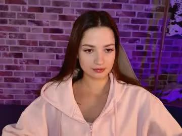 kiravair — GOAL: show you my face closer [75 tokens remaining] Hi! My first days here #new #brunette #young #nonude #shy