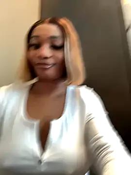 StripChat ___Nessa is Freechat ___Nessa — Rub hard clit,moan loud&Squirt public