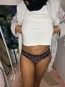 Badjen1027 — Nails