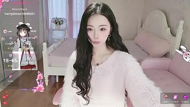 StripChat Bella-ox is Freechat Bella-ox — oily boobs