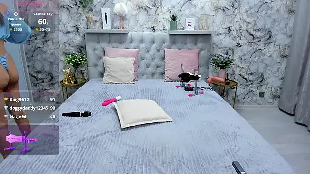 StripChat CandysSweet is Freechat CandysSweet — Blowjob with a big dildo