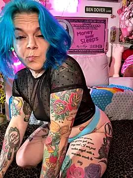 CherryBombBomb — Roll my prize dice 4 times 