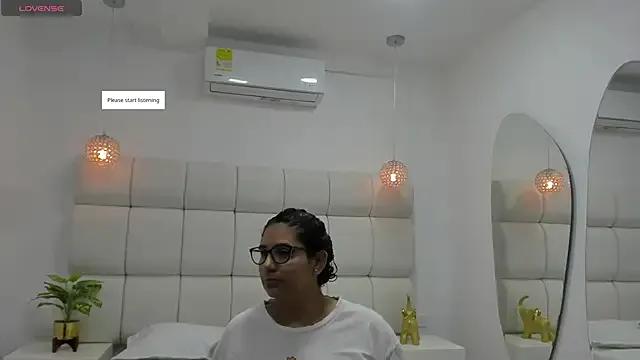 StripChat DanielleEvans_ is Freechat DanielleEvans_ — twerking