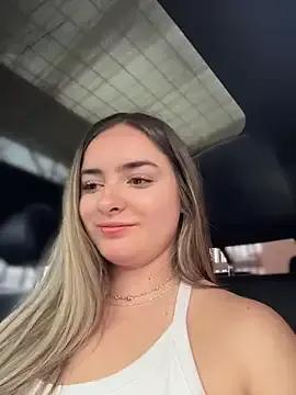 imlindapink — zoom pussy hole 