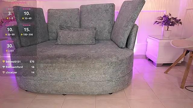 NicoleCrawft —  Flash Pussy