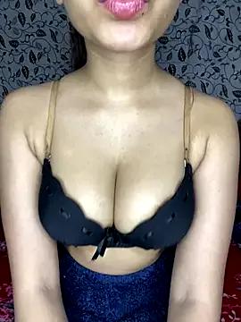 Pretty_doll25 — Private on StripChat