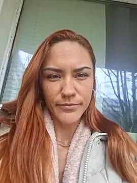 StripChat SlimBellaa is Freechat SlimBellaa — Slap my Ass and Jiggle it 8x+Foto