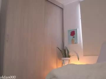 laura_roldan model from Chaturbate