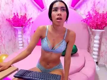 petite_nahommi from Chaturbate is Freechat