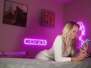 redcutevi from Chaturbate is Freechat