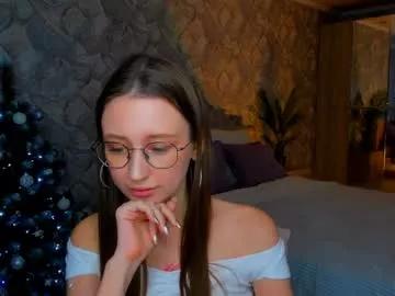 yourlovelystory from Chaturbate is Freechat