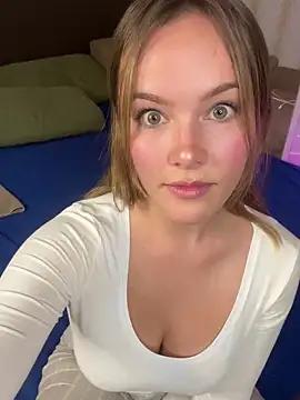 AlinaTeenager from StripChat is Freechat