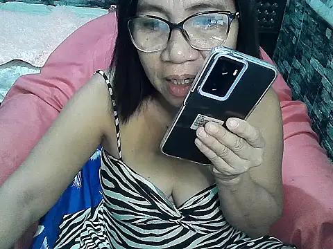 ASIANDOLLY4U from StripChat is Freechat