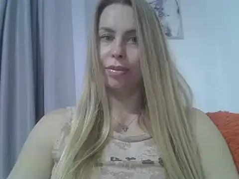 CandyAll from StripChat is Freechat