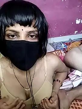 Photos of Coupleshow47 from StripChat is Freechat