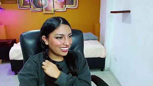 Gaby_montiell from StripChat is Freechat