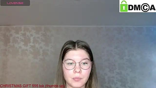 holy_michela from StripChat is Freechat