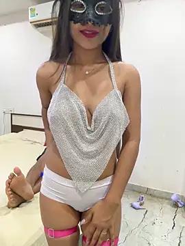 Hotswetie from StripChat is Freechat