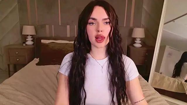 LauraBrigs from StripChat is Freechat