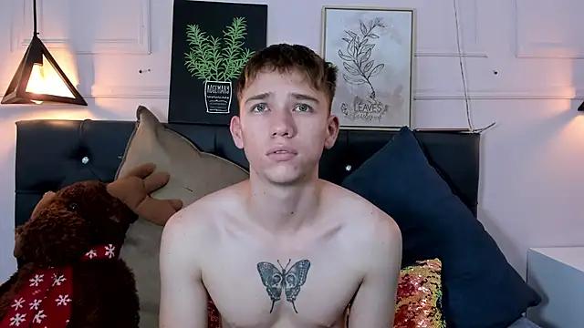 luke_evanss from StripChat is Freechat