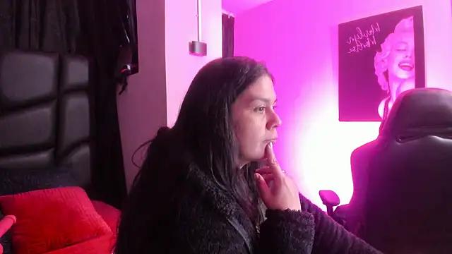 martina_foxy_ from StripChat is Freechat